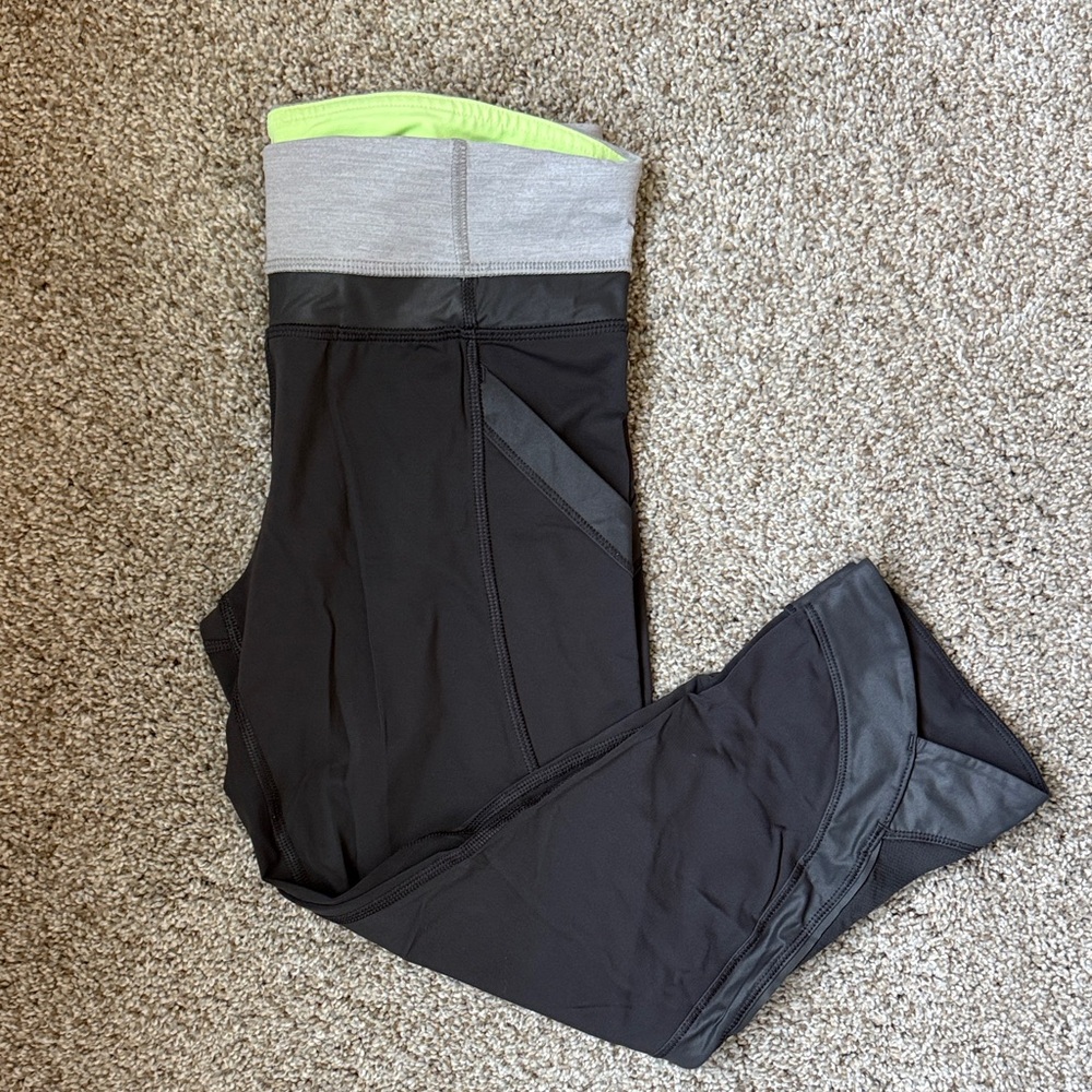 Lululemon Athletica Black and Gray Leggings